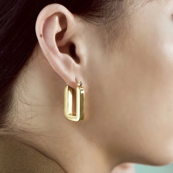 GP Minimalist hoop earrings - Picture 2 of 5